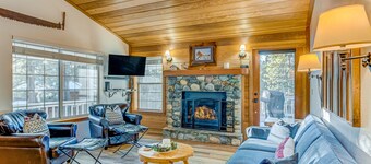 Wooded Alpine Oasis with Sunroom, Fireplace, Shared Hot Tub/Pool/Sauna/Tennis