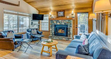 Wooded Alpine Oasis with Sunroom, Fireplace, Shared Hot Tub/Pool/Sauna/Tennis