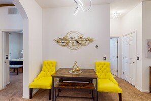 Interior - Lake View Condo w/Private Balcony, Shared Pool, Hot Tub, Grills, Gym, Pool Table (Davenport)