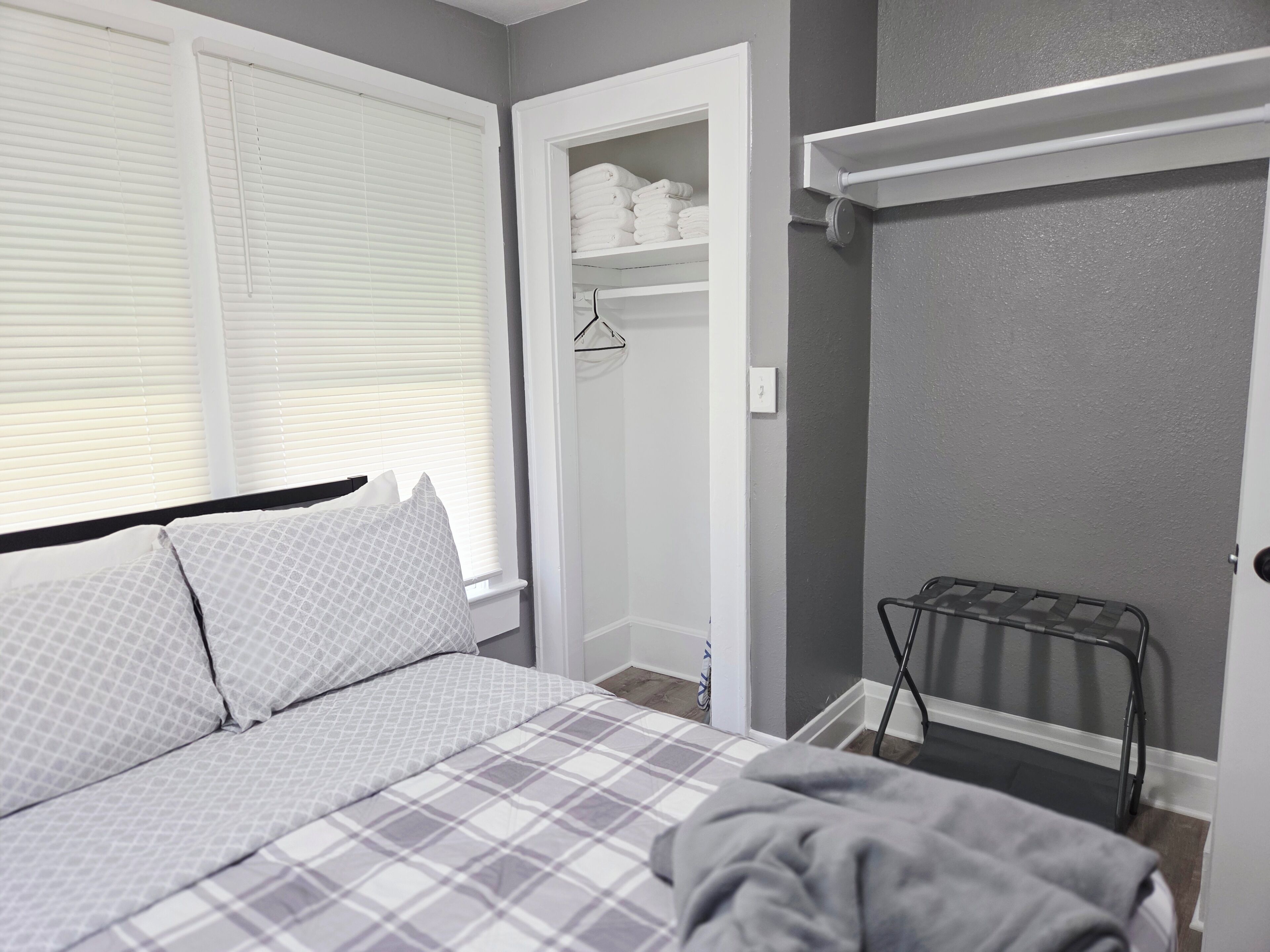 2 bedrooms, iron/ironing board, travel crib, free WiFi