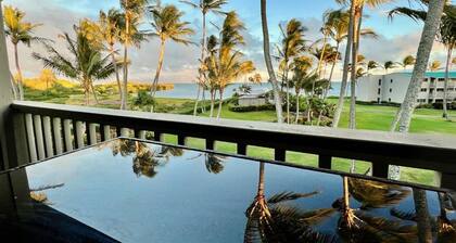 Ocean view condo with shaded lana'i, WiFi & shared pool, tennis, grills, cabana