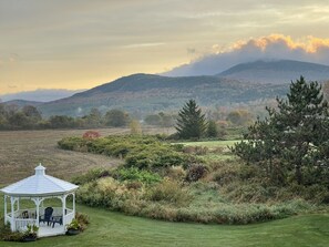 Property grounds - Mad River Inn (Waitsfield)