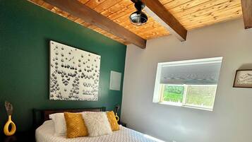 4 Schlafzimmer, Schreibtisch, kostenloses WLAN, Bettwäsche