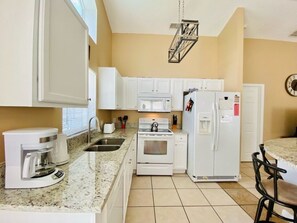 House, 3 Bedrooms | Private kitchen | Cookware/dishes/utensils - Mike's Southern Dunes Vacation Home 3 Bedroom Home by Redawning (Haines City)