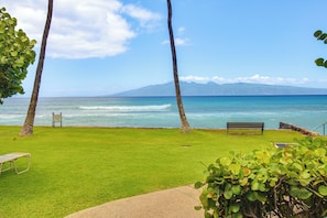 Property grounds - Lahaina Oasis w/ Community Pool & Ocean Views (Lahaina)