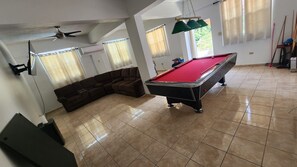 Games room - El Yunque House with Private Pool & Amazing Views (Río Grande)