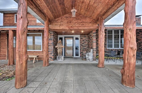 'Wildlife Lodge' Columbia Retreat off I-70!