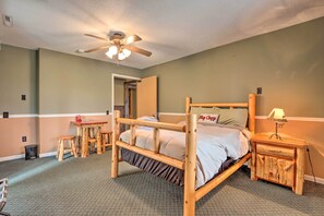 7 bedrooms, iron/ironing board, travel crib, internet