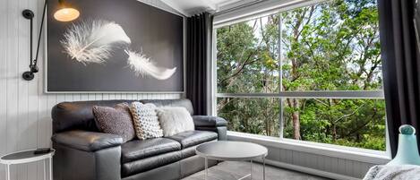 Älytelevisio, musiikkikirjasto, stereot