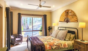 1 chambre, fer et planche Ă repasser, Wi-Fi gratuit, draps fournis