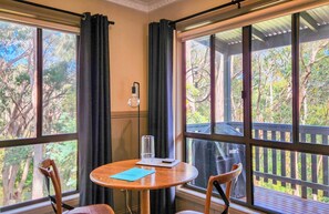 Interior - Tarilta Cottage at Hepburn Mineral Springs Reserve (Hepburn Springs)