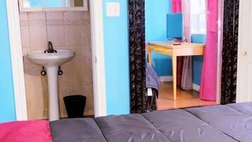 Desk, laptop workspace, free WiFi, bed sheets