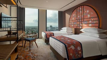 Premier Twin Room | 1 bedroom, minibar, in-room safe, desk