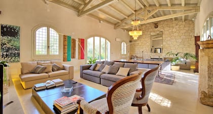 Tenuta Oearum - Villa de luxe avec piscine prĂšs de Noto en Sicile