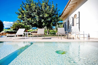 Tenuta Olearum - Luxury villa with pool near Noto in Sicily