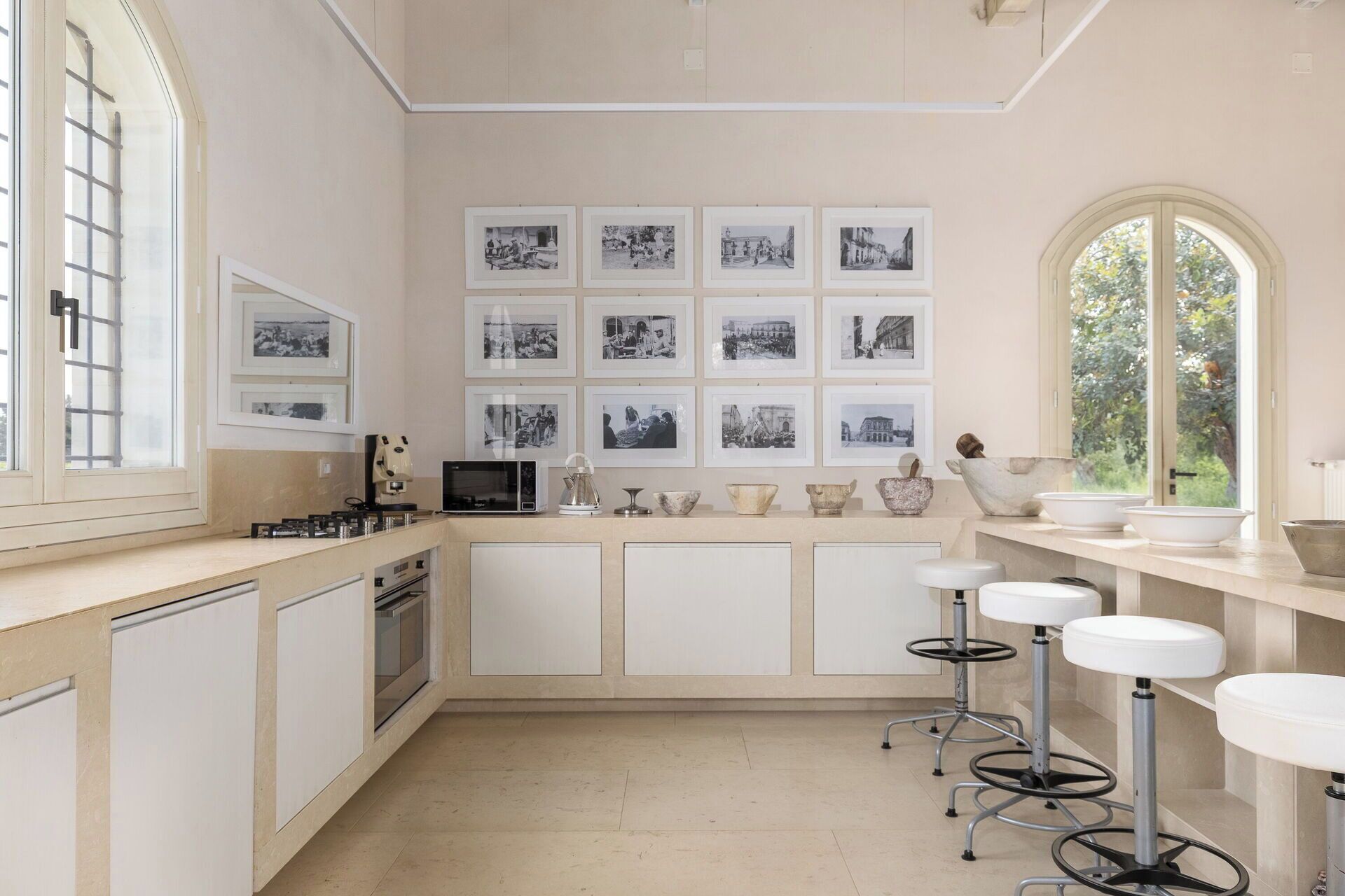 Frigorifero, forno, piano cottura, lavastoviglie
