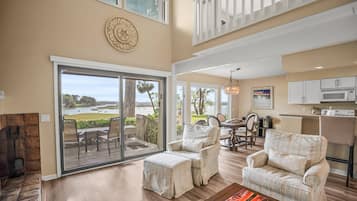 TV connectée, cheminée