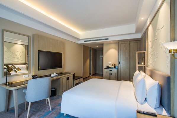 Ferros/tábuas de passar roupa, Wi-Fi de cortesia, roupa de cama