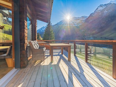 Fantastic family -house with lots of space and tranquillity!