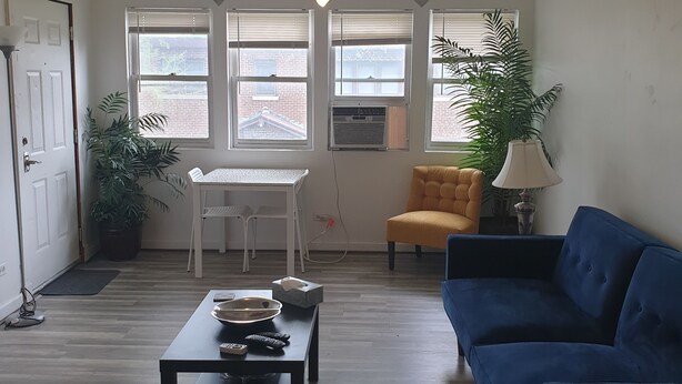 Deluxe Apartment | Living area - Rosewood Apartments (Joliet)