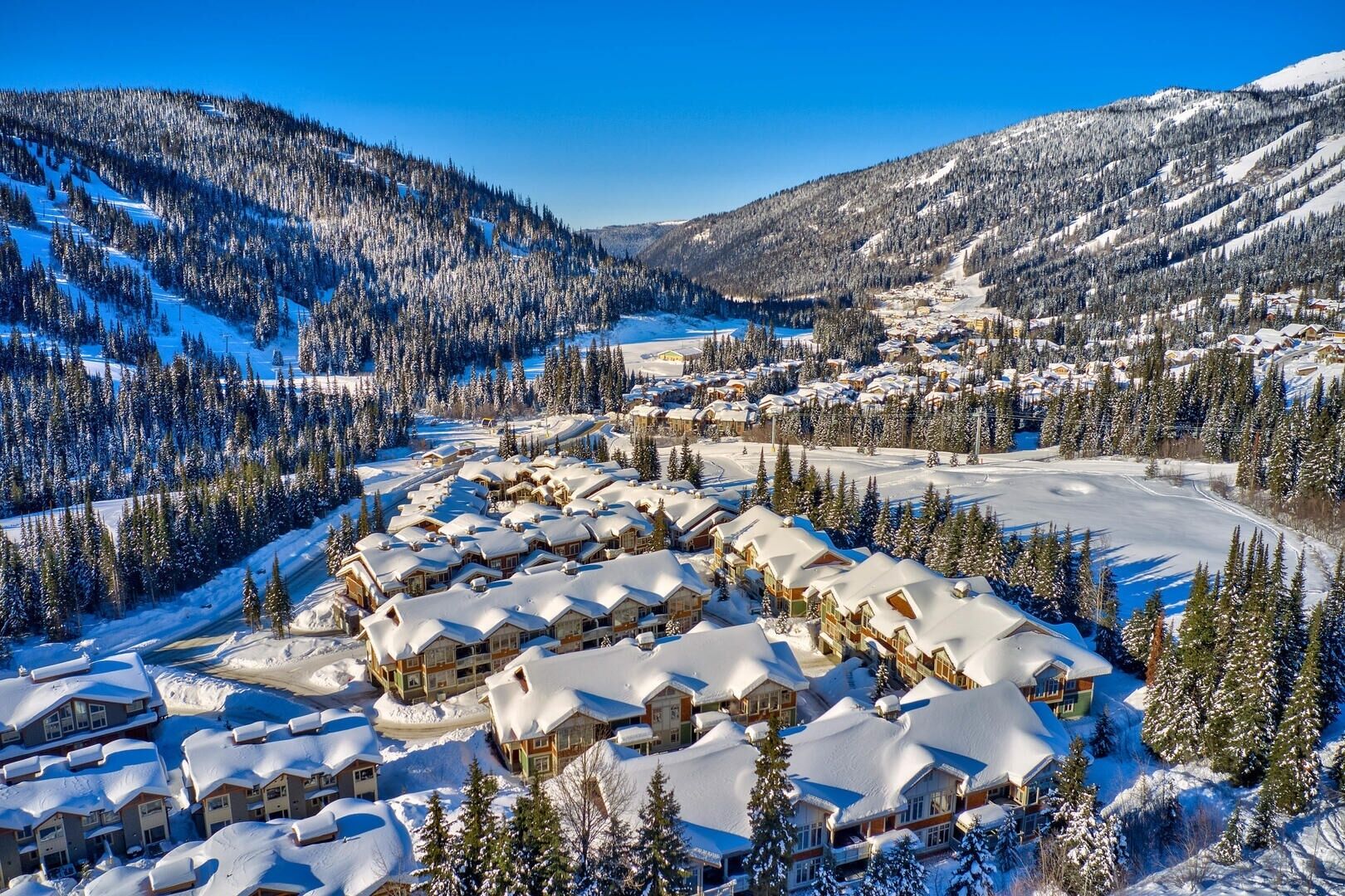 Condo, 2 phòng ngủ | Ngoại thất