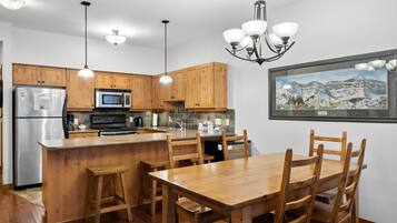 コンドミニアム 2 ベッドルーム | 専用キッチン