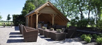 Mansion in Nijensleek with Sauna & Garden