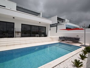 A heated pool, sun loungers - Comfortable villa in Coto with swimming pool (Coto)
