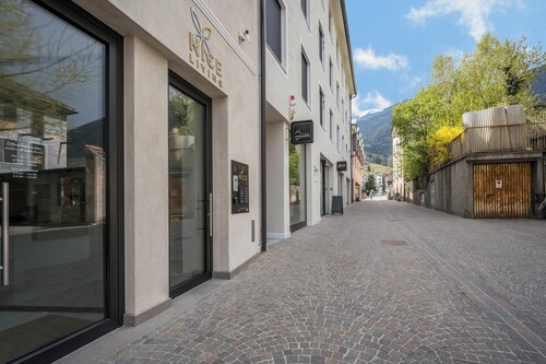 Modernes Apartment “Nice 4” mit Balkon im Zentrum von Brixen