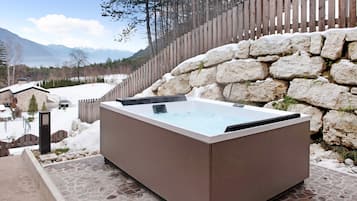 Idromassaggio all'aperto