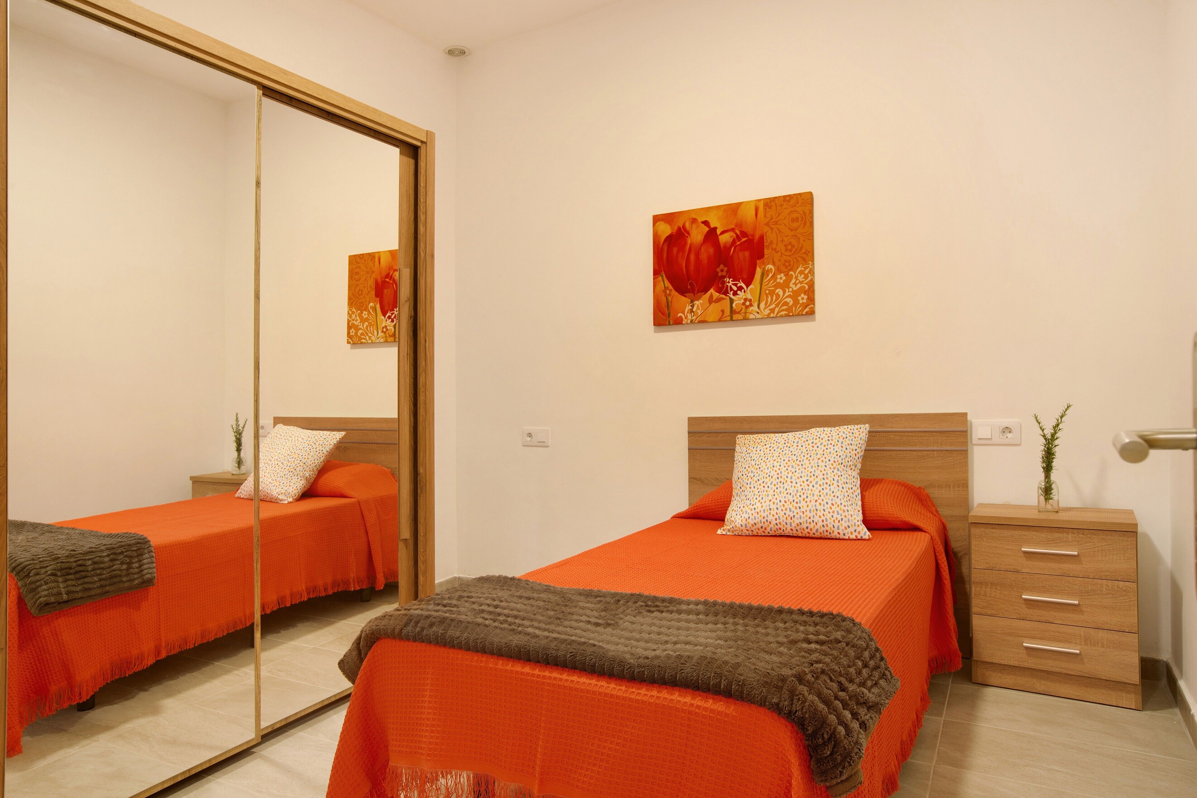 2 slaapkamers, gratis wifi, beddengoed, rolstoeltoegang