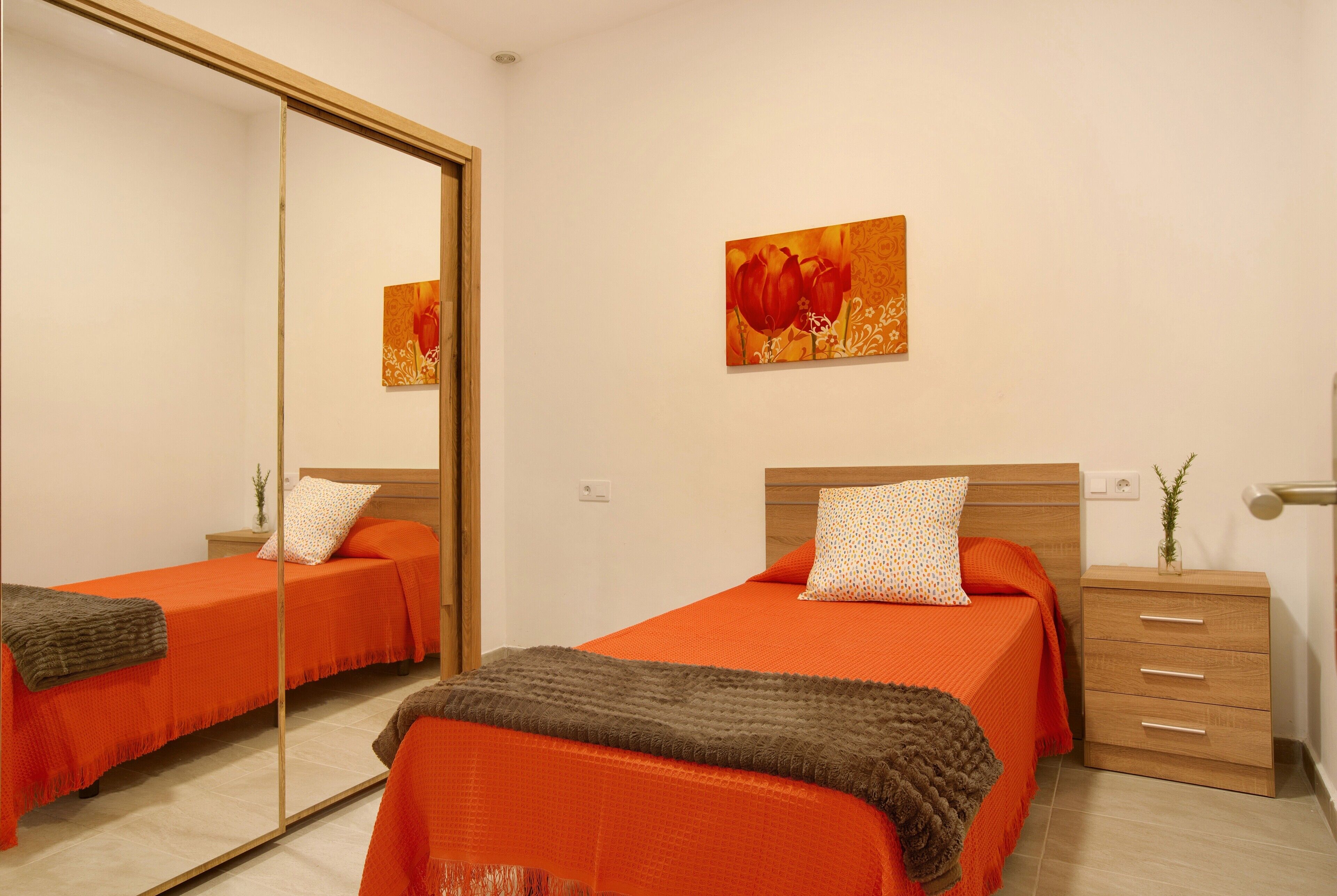 2 habitaciones, wifi gratis, ropa de cama y acceso para silla de ruedas 