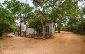 Exterior - Khiza Bush Retreat (Hoedspruit)