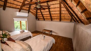 Comfort House, 2 Bedrooms | 2 bedrooms, premium bedding, iron/ironing board, free WiFi