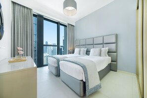 3 bedrooms, in-room safe, blackout curtains, iron/ironing board - Maison Privee - Exciting Apt Downtown Dubai w/Pool Nxt 2 Dubai Mall (Dubai)