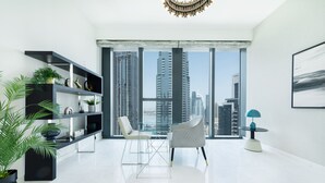 40-inch TV with satellite channels - Maison Privee - Exciting Apt Downtown Dubai w/Pool Nxt 2 Dubai Mall (Dubai)