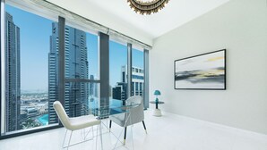 40-inch TV with satellite channels - Maison Privee - Exciting Apt Downtown Dubai w/Pool Nxt 2 Dubai Mall (Dubai)