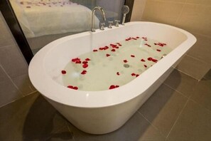Bathroom - Lavande Hotel (Dongguan Chang'an Fuhu) (Dongguan)