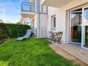 Outdoor dining - La Patoune - Garden/50m from the beach/Wifi/Parking (Courseulles-sur-Mer)