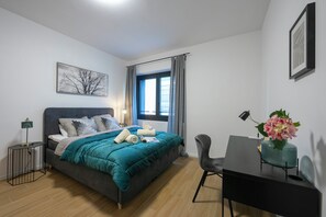 2 camere, postazione laptop, ferro/asse da stiro, Wi-Fi gratuito
