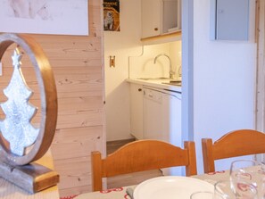 Fridge, microwave, dishwasher