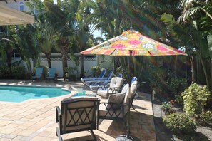 Piscina all'aperto, una piscina riscaldata