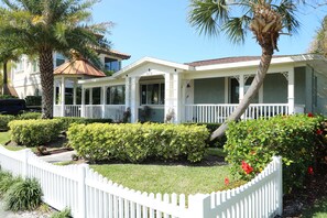 Exterior - Exclusive Beach Retreat (Clearwater)