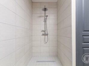 Bathroom - Charming family house with terrace in Normandy (Beslon)