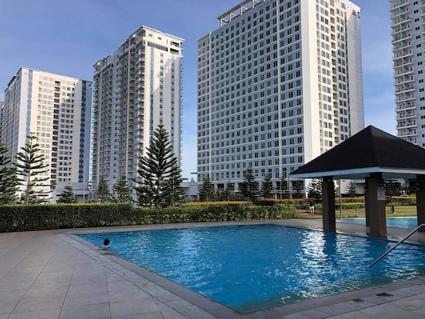 Indoor pool, outdoor pool