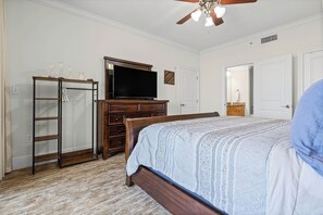 2 chambres, Wi-Fi gratuit, draps fournis