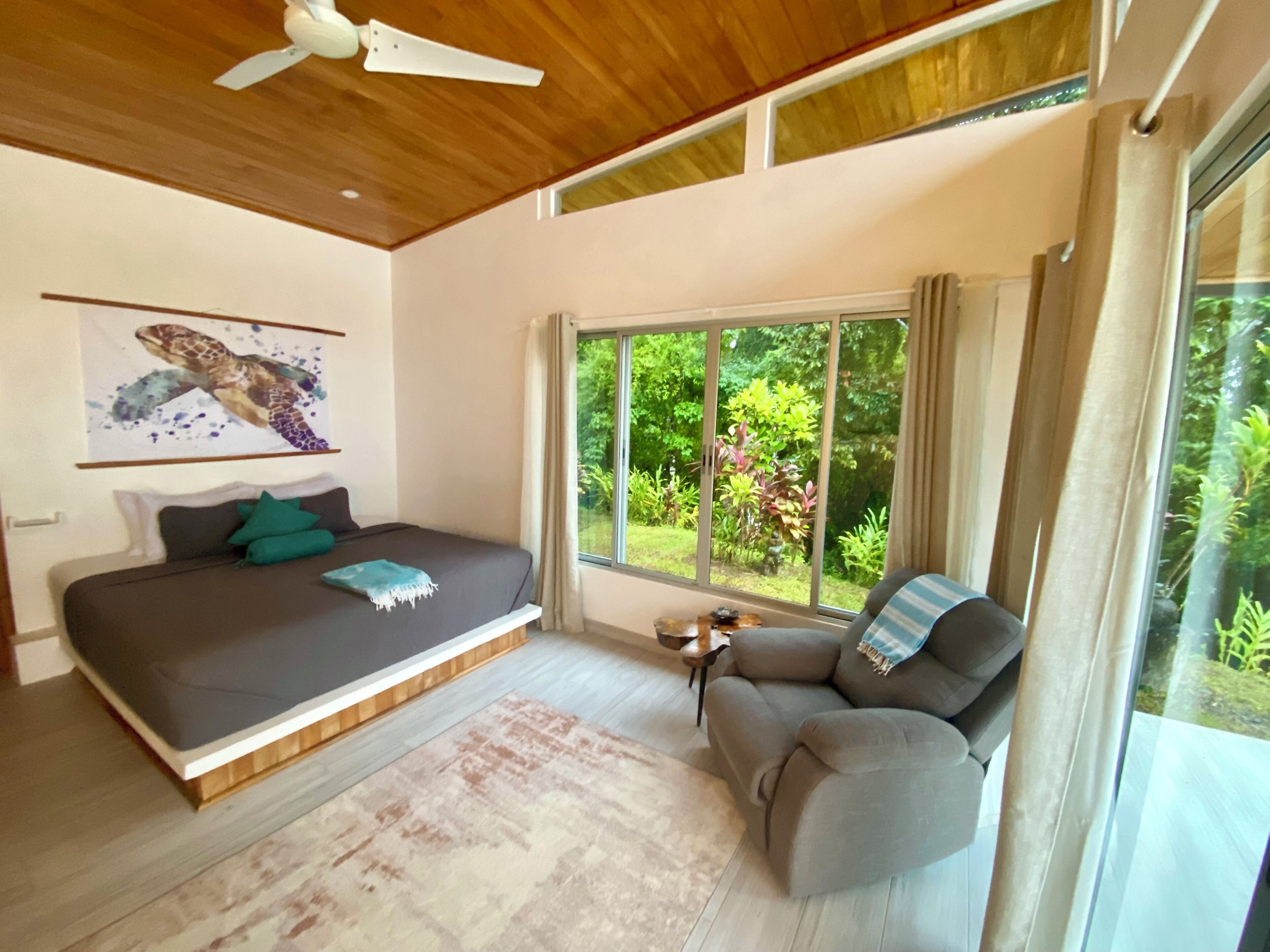 2 多间卧室、办公桌、熨斗/熨衣板、免费 WiFi