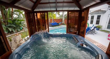 Gorgeous Urban Oasis W/hot Tub, Heated Pool And Private Movie Theater 3 Bedroom Home by RedAwning