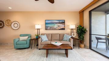 Condo, 1 Bedroom | Interior