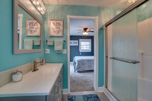 Free toiletries, hair dryer, towels